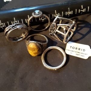 Torrid costume jewelry - Ring set (5) size 11